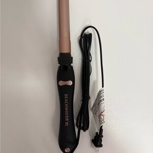 Beachwaver Co. B1 Curling Iron - Black and Rose Gold